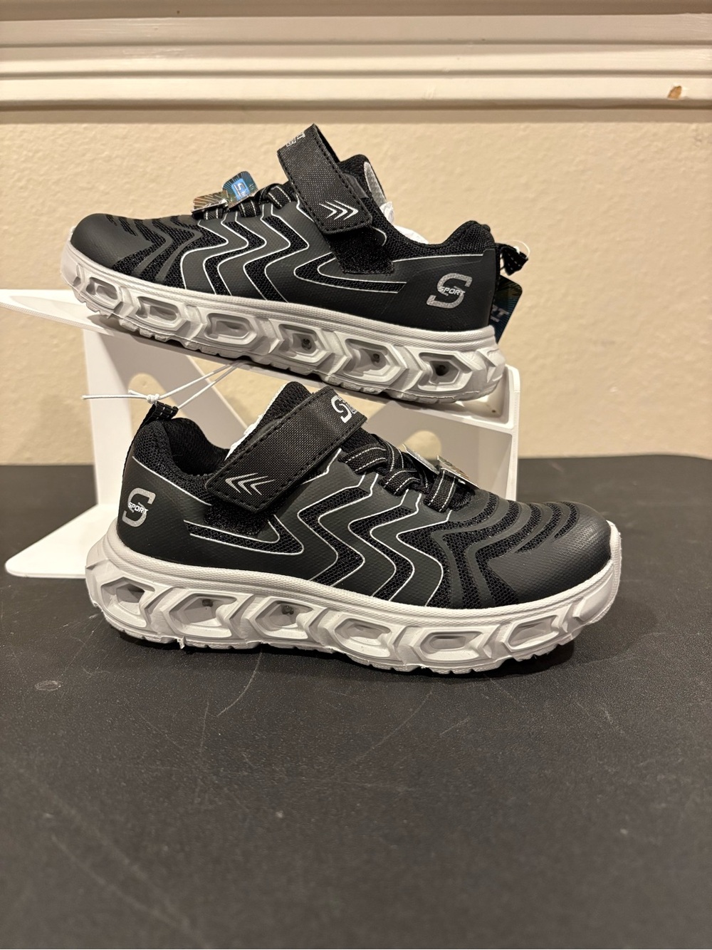 S Sport by SKECHERS Jarrod Light Up Sneakers Black Unisex Kids Toddler Size 11